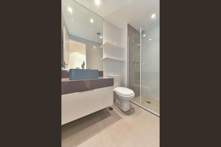 Apartamento para alugar com 66m², 2 quartos e 1 vaga Apartamento para alugar com 66m², 2 quartos e 1 vagaBanheiro Social