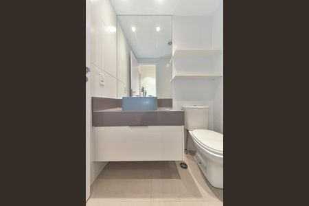 Apartamento para alugar com 66m², 2 quartos e 1 vaga Apartamento para alugar com 66m², 2 quartos e 1 vagaBanheiro Social