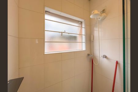 Casa à venda com 120m², 2 quartos e sem vaga Casa à venda com 120m², 2 quartos e sem vagaBanheiro social