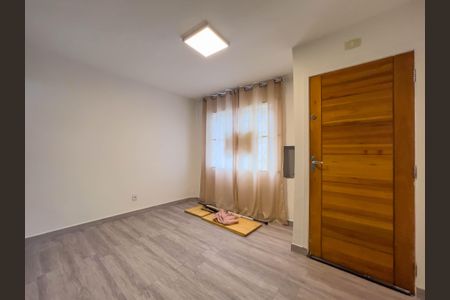 Sala de casa à venda com 2 quartos, 120m² em Vila Dom Pedro I, São Paulo