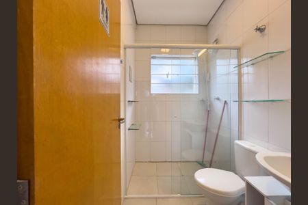 Casa à venda com 120m², 2 quartos e sem vaga Casa à venda com 120m², 2 quartos e sem vagaBanheiro social