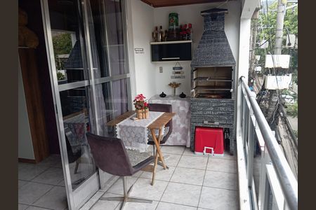 Apartamento à venda com 70m², 2 quartos e sem vagaVaranda