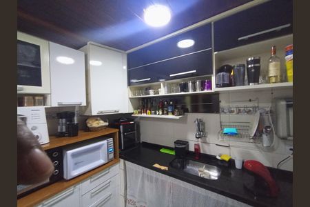 Apartamento à venda com 70m², 2 quartos e sem vagaCozinha