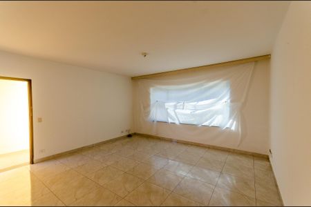 Sala de casa para alugar com 5 quartos, 232m² em Chácara Inglesa, São Paulo