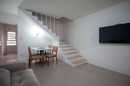 Sala de apartamento à venda com 2 quartos, 82m² em Santo Amaro, São Paulo