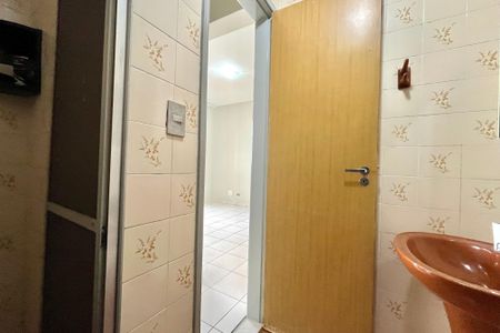 Apartamento para alugar com 35m², 1 quarto e 1 vaga Apartamento para alugar com 35m², 1 quarto e 1 vagaBanheiro Social