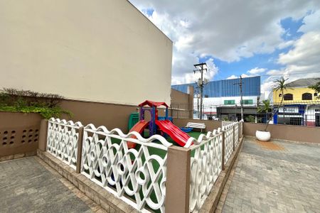 Apartamento para alugar com 35m², 1 quarto e 1 vaga Apartamento para alugar com 35m², 1 quarto e 1 vagaÁrea comum - Playground