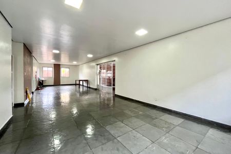 Apartamento para alugar com 35m², 1 quarto e 1 vaga Apartamento para alugar com 35m², 1 quarto e 1 vagaÁrea comum - Salão de festas