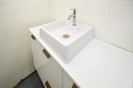 Studio para alugar com 30m², 1 quarto e sem vaga Studio para alugar com 30m², 1 quarto e sem vagaBanheiro social