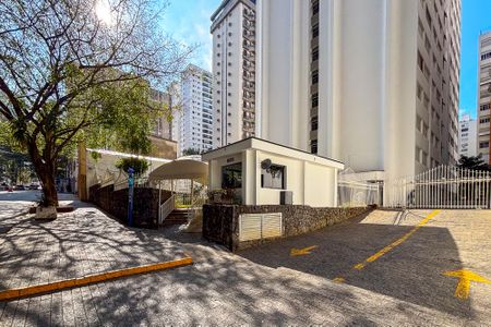 Studio para alugar com 30m², 1 quarto e sem vaga Studio para alugar com 30m², 1 quarto e sem vagaFachada