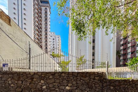 Studio para alugar com 30m², 1 quarto e sem vaga Studio para alugar com 30m², 1 quarto e sem vagaFachada
