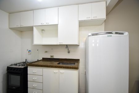 Studio para alugar com 30m², 1 quarto e sem vaga Studio para alugar com 30m², 1 quarto e sem vagaCozinha