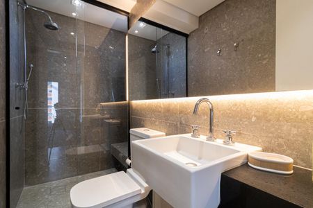 Apartamento à venda com 82m², 2 quartos e 1 vaga Apartamento à venda com 82m², 2 quartos e 1 vagaBanheiro Social