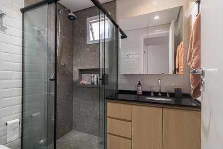 Apartamento à venda com 82m², 2 quartos e 1 vaga Apartamento à venda com 82m², 2 quartos e 1 vagaBanheiro da Suíte