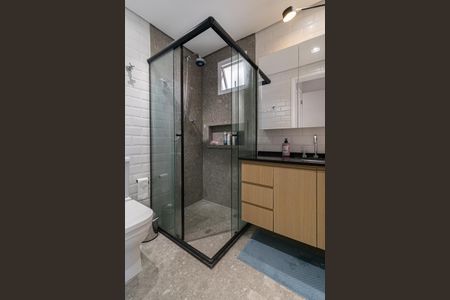 Apartamento à venda com 82m², 2 quartos e 1 vaga Apartamento à venda com 82m², 2 quartos e 1 vagaBanheiro da Suíte