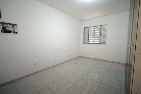 Apartamento à venda com 76m², 2 quartos e sem vagaQuarto 2