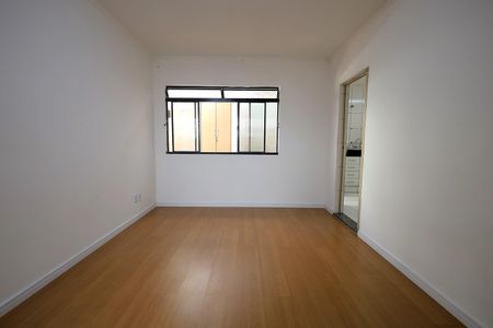 Sala de apartamento à venda com 2 quartos, 76m² em Baeta Neves, Santo André