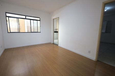 Sala de apartamento à venda com 2 quartos, 76m² em Baeta Neves, Santo André