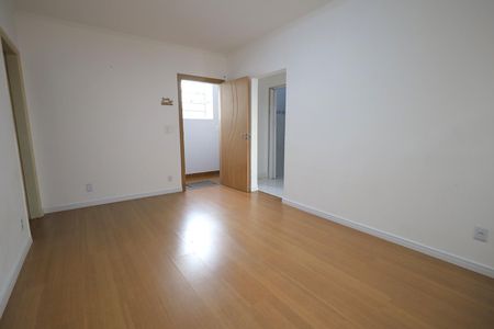 Sala de apartamento à venda com 2 quartos, 76m² em Baeta Neves, Santo André