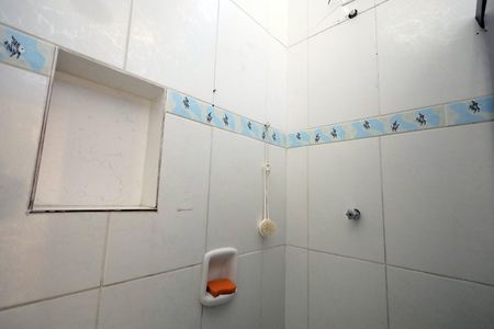 Apartamento à venda com 76m², 2 quartos e sem vagaBanheiro