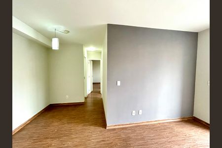 Apartamento para alugar com 63m², 2 quartos e 1 vaga Apartamento para alugar com 63m², 2 quartos e 1 vagaSala