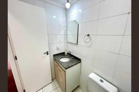 Apartamento para alugar com 63m², 2 quartos e 1 vaga Apartamento para alugar com 63m², 2 quartos e 1 vagaBanheiro 1