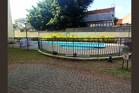 Apartamento à venda com 68m², 3 quartos e 1 vaga Apartamento à venda com 68m², 3 quartos e 1 vagaPiscina