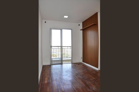 Apartamento à venda com 68m², 3 quartos e 1 vaga Apartamento à venda com 68m², 3 quartos e 1 vagaSala