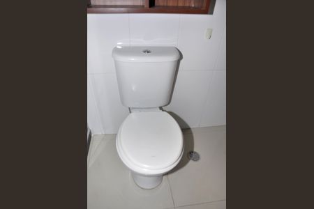 Apartamento à venda com 68m², 3 quartos e 1 vaga Apartamento à venda com 68m², 3 quartos e 1 vagaBanheiro Social