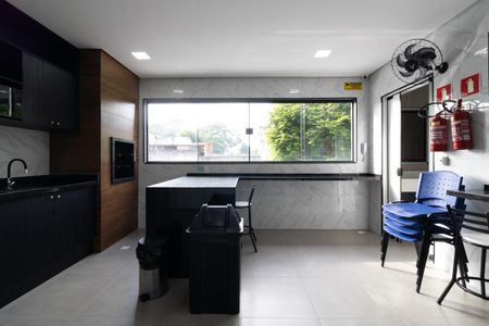 Apartamento à venda com 42m², 2 quartos e sem vagaÁrea comum - Salão de festas