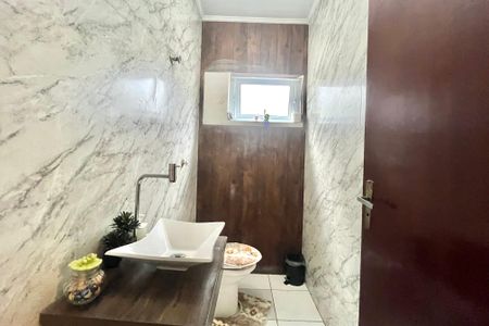 Casa para alugar com 400m², 4 quartos e 2 vagasLavabo