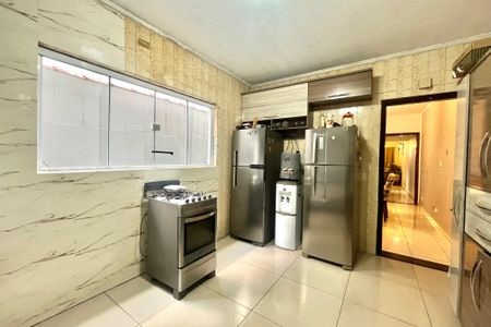 Casa para alugar com 400m², 4 quartos e 2 vagasCozinha