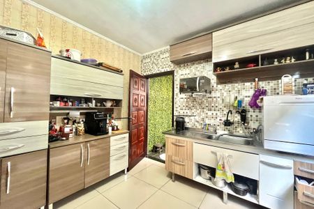 Casa para alugar com 400m², 4 quartos e 2 vagasCozinha