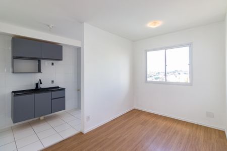Apartamento para alugar com 2 quartos, 41m² em Parque Arariba, São Paulo