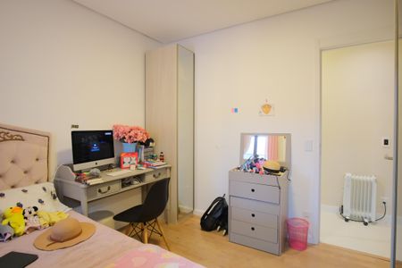 Apartamento para alugar com 165m², 3 quartos e 2 vagasSuíte 1