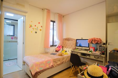 Apartamento para alugar com 165m², 3 quartos e 2 vagasSuíte 1