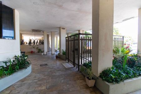 Apartamento à venda com 51m², 1 quarto e sem vaga Apartamento à venda com 51m², 1 quarto e sem vagaEntrada