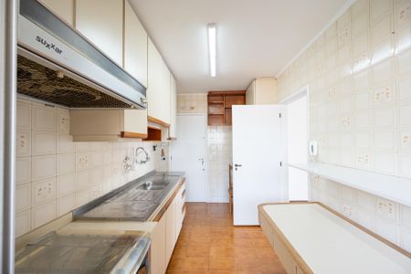 Apartamento para alugar com 98m², 3 quartos e 2 vagasCozinha