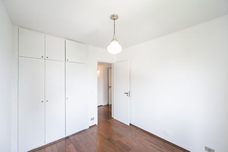 Apartamento para alugar com 98m², 3 quartos e 2 vagasQuarto 2