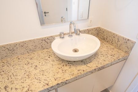 Apartamento para alugar com 98m², 3 quartos e 2 vagasBanheiro Social