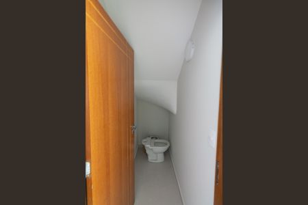 Casa à venda com 100m², 3 quartos e 1 vagaLavabo