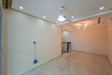Apartamento para alugar com 62m², 2 quartos e 1 vaga Apartamento para alugar com 62m², 2 quartos e 1 vagaSala
