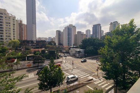 Apartamento para alugar com 114m², 2 quartos e 1 vaga Apartamento para alugar com 114m², 2 quartos e 1 vagaRooftop - Vista