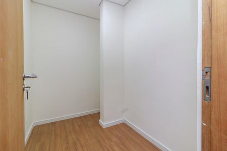 Apartamento para alugar com 114m², 2 quartos e 1 vaga Apartamento para alugar com 114m², 2 quartos e 1 vagaCloset do Quarto