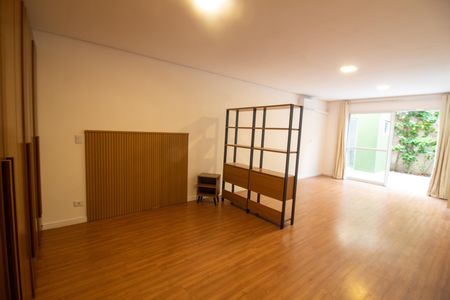 Studio para alugar com 63m², 1 quarto e 1 vaga Studio para alugar com 63m², 1 quarto e 1 vagaStudio