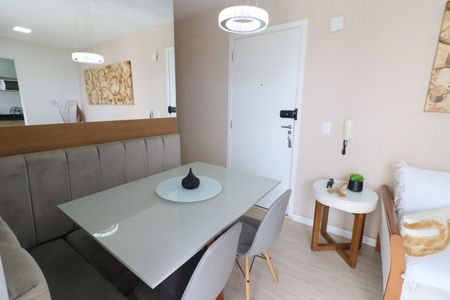 Sala de apartamento à venda com 2 quartos, 50m² em São Pedro, Osasco