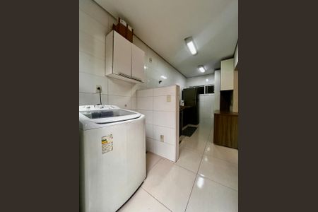 Casa de condomínio à venda com 115m², 3 quartos e 2 vagasÁrea de Serviço