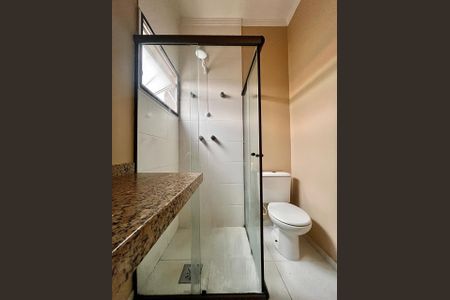 Casa de condomínio à venda com 115m², 3 quartos e 2 vagasBanheiro da Suíte