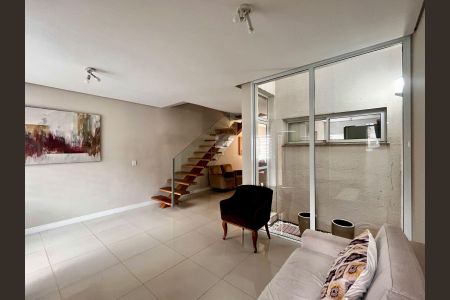 Casa de condomínio à venda com 115m², 3 quartos e 2 vagasSala