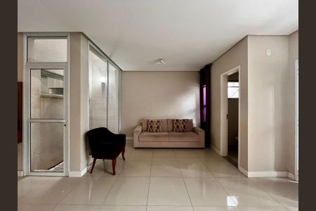 Casa de condomínio à venda com 115m², 3 quartos e 2 vagasSala